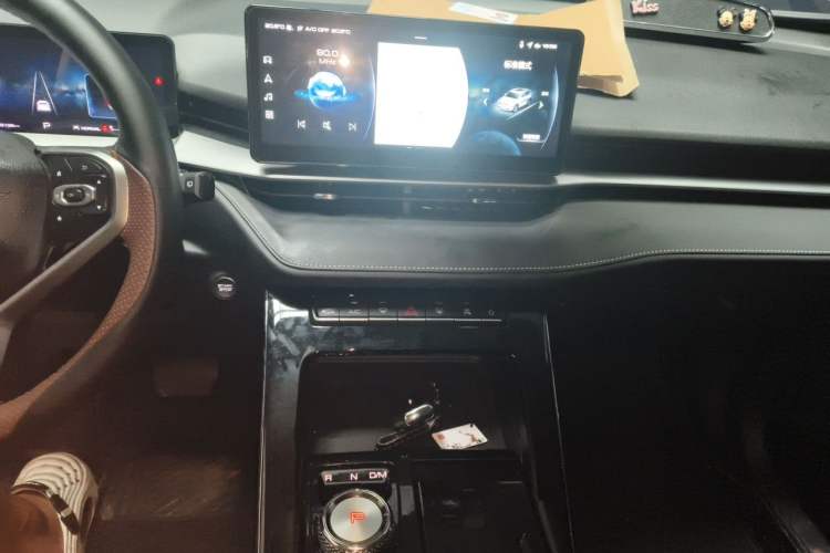 Used Haval H6 2021 3rd Generation 1.5T Automatic Two-Wheel Drive Max Audio And AC Panel