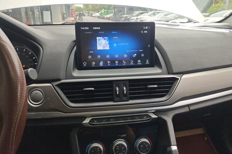 Used Haval H6 2021 Sport Edition 1.5T Manual Elite Smart Connect Version U-Shape Grille Audio And AC Panel