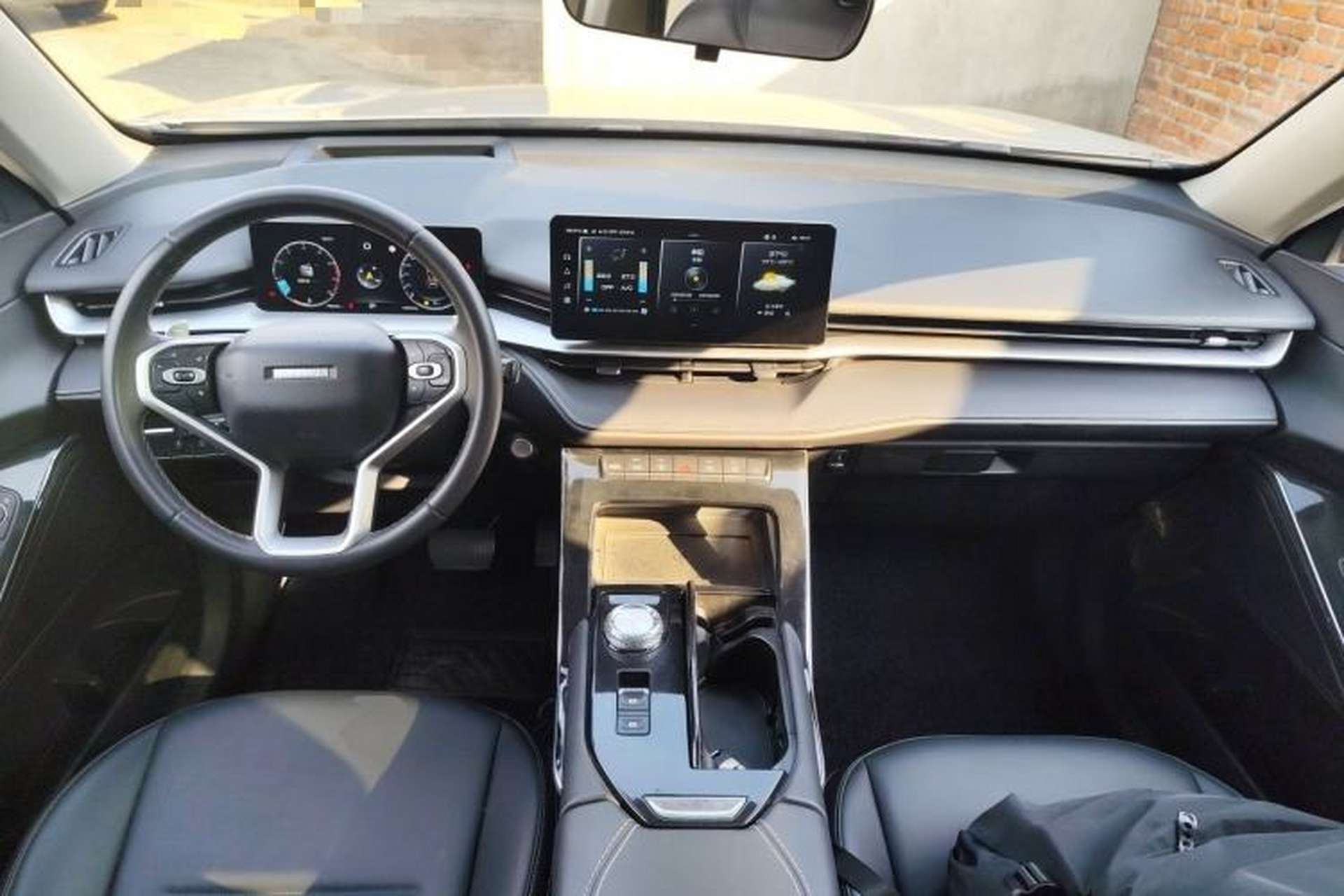 Used Haval H6 2021 3rd Generation 1.5T Automatic Two-Wheel Drive Max Center Console