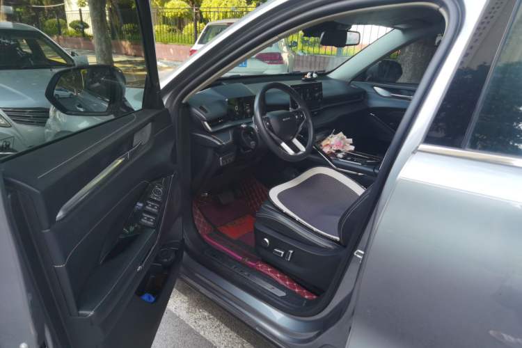 Used Haval H6 2021 3rd Generation 1.5T Automatic Two-Wheel-Drive Supreme Driver Seat