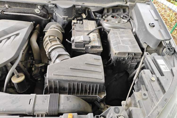 Used Haval H6 2021 3rd Generation 2.0T Automatic Two-Wheel Drive Max Engine Bay Left