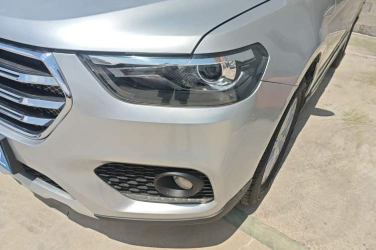 Used Haval H6 2021 Sport Edition 1.5T Automatic Elite Smart Connectivity Model with Hexagonal Grille Left Front Headlight