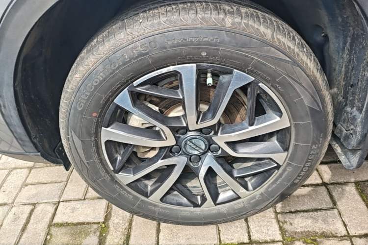 Used Haval H6 2021 3rd Generation 1.5T Automatic Two-Wheel Drive Max Left Front Wheel Hub