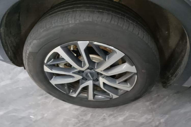 Used Haval H6 2021 3rd Generation 1.5T Automatic Two-Wheel Drive Max Left Front Wheel Hub