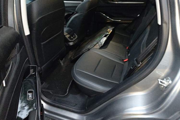 Used Haval H6 2021 3rd Generation 2.0T Automatic All-Wheel Drive Supreme Left Rear Seat