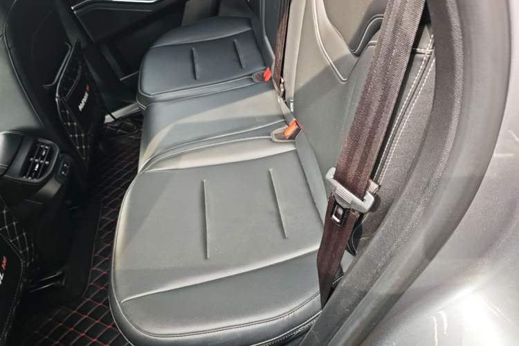 Used Haval H6 2021 3rd Generation 1.5T Automatic Two-Wheel Drive Max Left Rear Seat