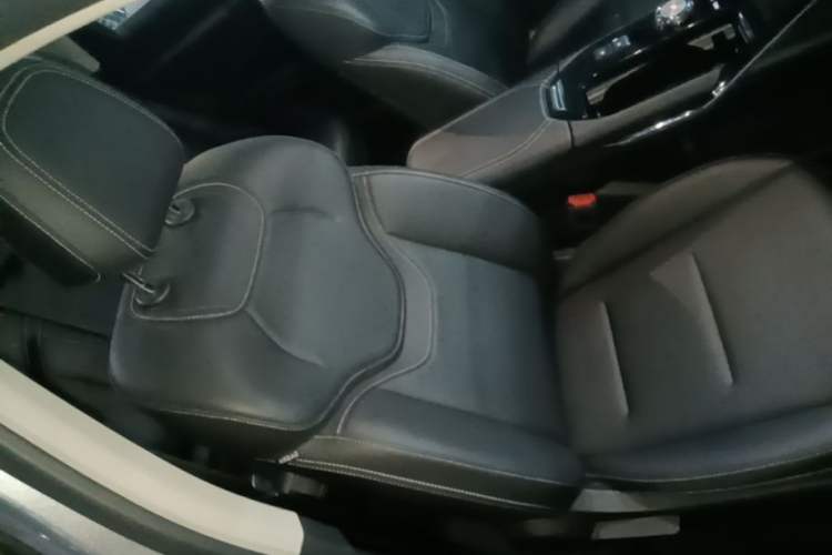 Used Haval H6 2021 3rd Generation 1.5T Automatic Two-Wheel Drive Max Right Front Seat