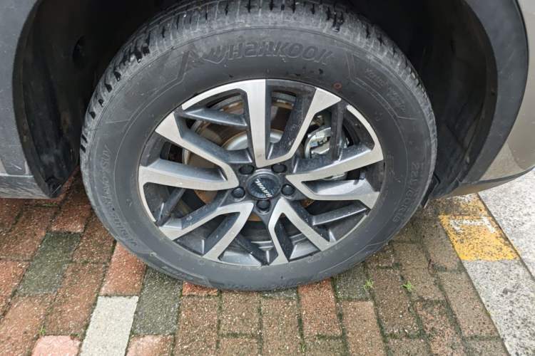 Used Haval H6 2021 3rd Generation 1.5T Automatic Two-Wheel Drive Max Right Front Wheel Hub