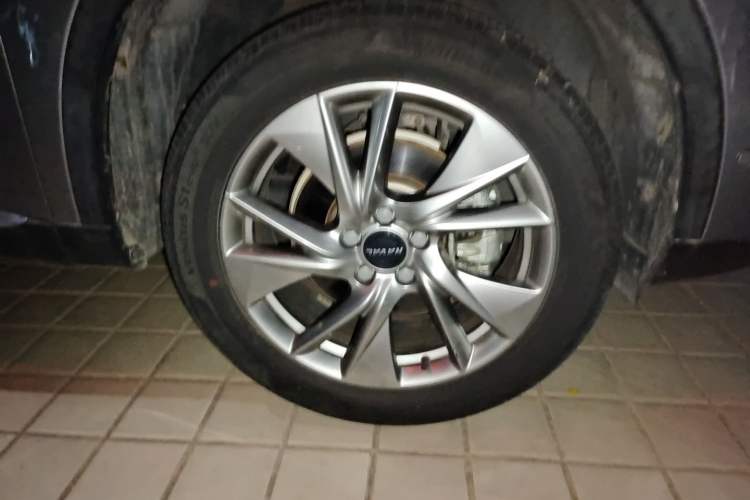 Used Haval H6 2021 3rd Generation 1.5T Automatic Two-Wheel-Drive Supreme Right Front Wheel Hub
