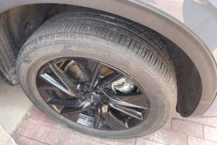Used Haval H6 2021 3rd Generation 2.0T Automatic Two-Wheel Drive Max Right Front Wheel Hub