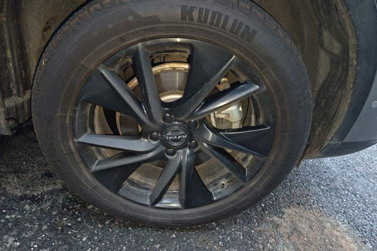 Used Haval H6 2021 3rd Generation 2.0T Automatic All-Wheel Drive Supreme Right Front Wheel Hub