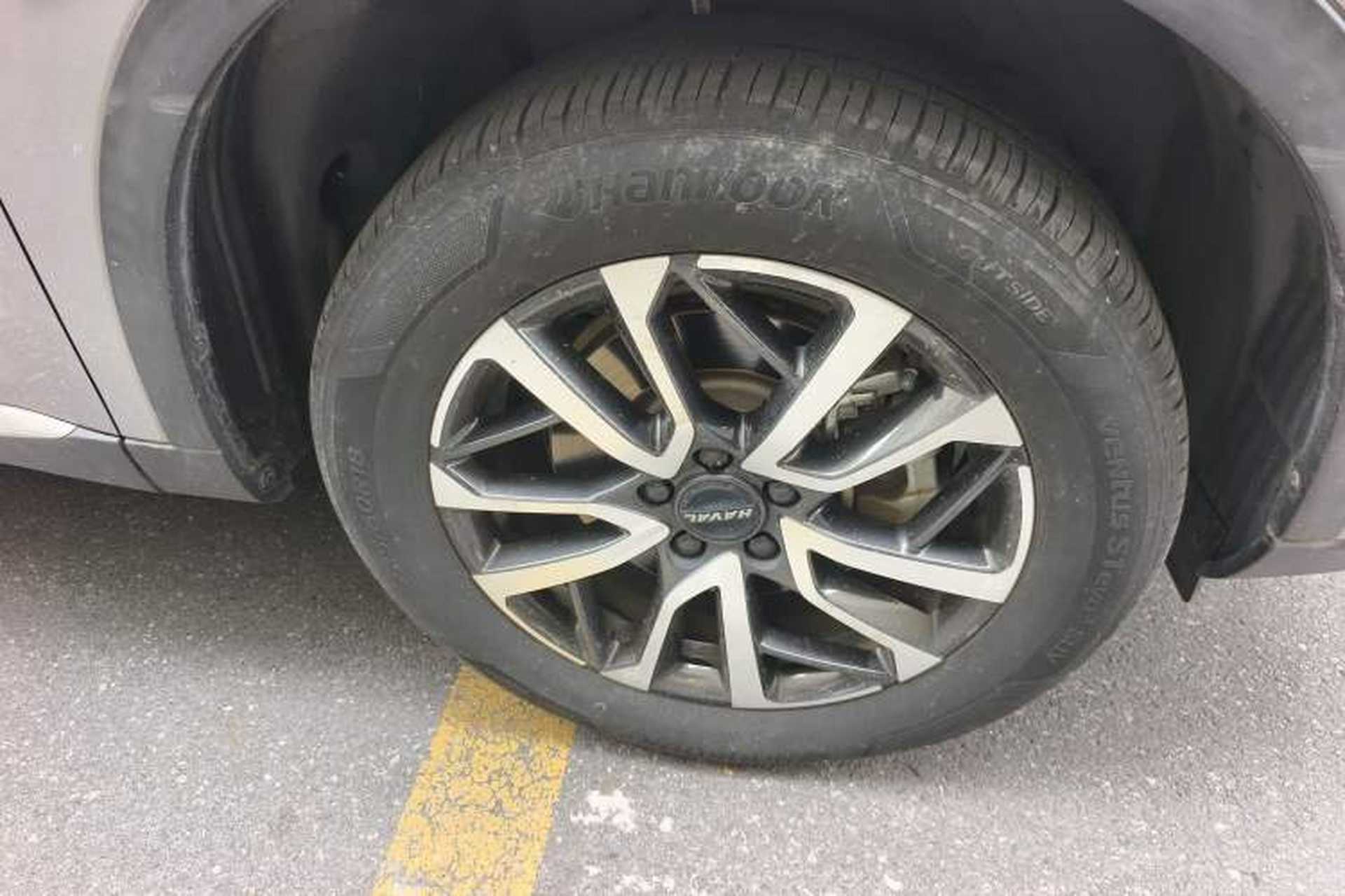 Used Haval H6 2021 3rd Generation 1.5T Automatic Two-Wheel Drive Max Right Front Wheel Hub