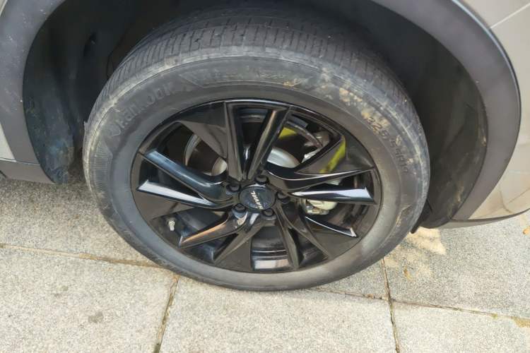 Used Haval H6 2021 3rd Generation 2.0T Automatic Two-Wheel Drive Max Right Front Wheel Hub