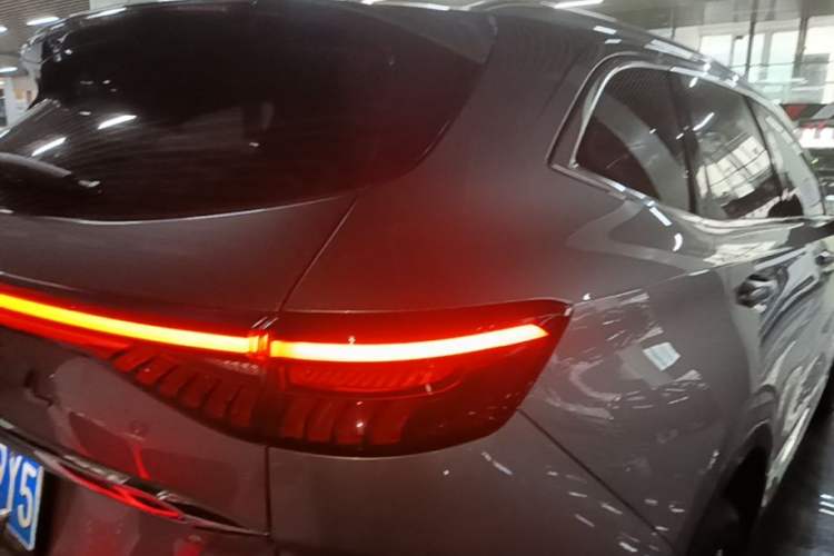 Used Haval H6 2021 3rd Generation 1.5T Automatic Two-Wheel Drive Max Right Rear Taillight