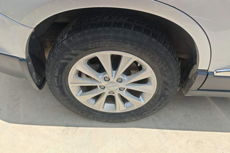 Used Haval H6 2021 Sport Edition 1.5T Automatic Elite Smart Connectivity Model with Hexagonal Grille Right Rear Wheel Hub