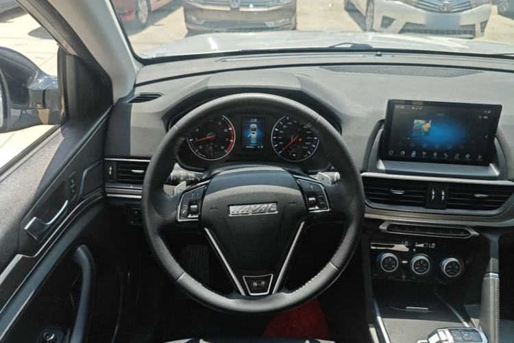Used Haval H6 2021 Sport Edition 1.5T Automatic Elite Smart Connectivity Model with Hexagonal Grille Steering Wheel