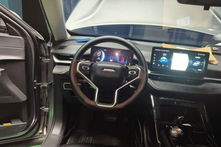 Used Haval H6 2021 3rd Generation 1.5T Automatic Two-Wheel Drive Max Steering Wheel