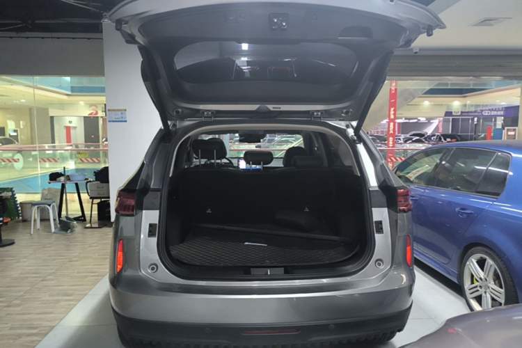 Used Haval H6 2021 3rd Generation 1.5T Automatic Two-Wheel Drive Supreme+ Trunk