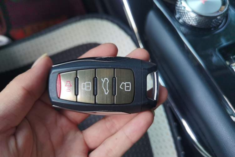 Used Haval H6 2021 3rd Generation 1.5T Automatic Two-Wheel-Drive Supreme Vehicle Key