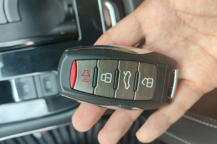 Used Haval H6 2021 3rd Generation 1.5T Automatic Two-Wheel Drive Supreme+ Vehicle Key