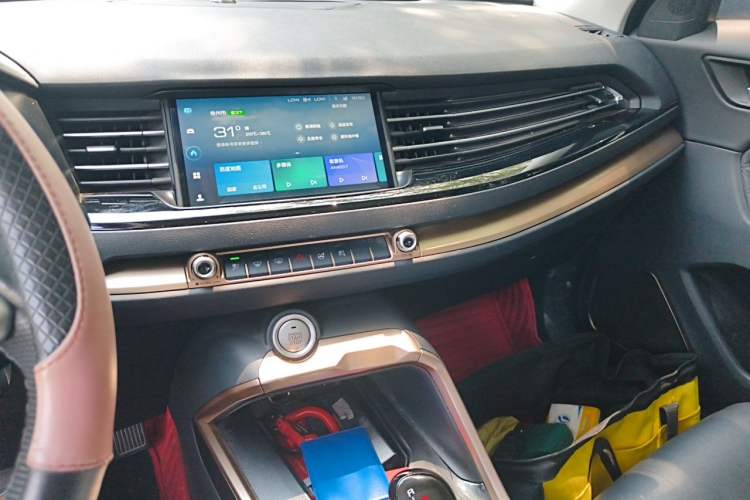Used Haval H6 2021 1.5 GDIT Automatic Champion Edition Audio And AC Panel