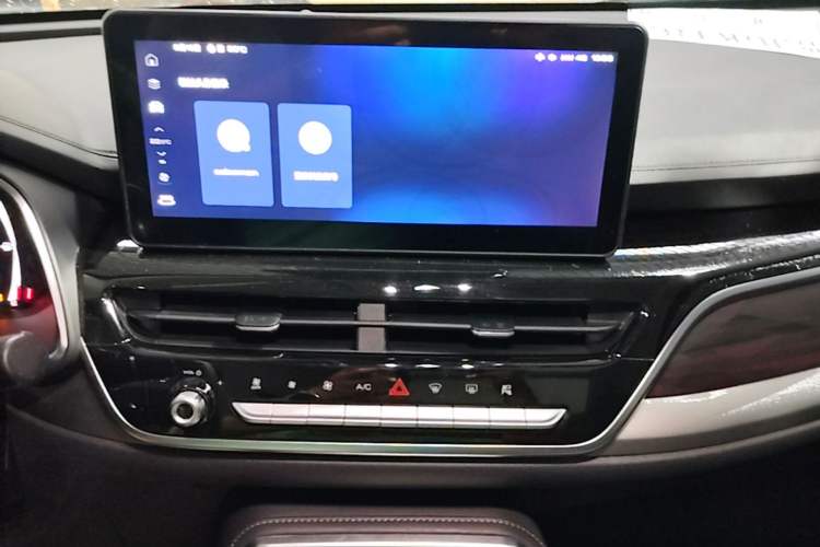 Used Haval H6 2021 National Trend Edition 1.5 GDIT Automatic Luxury Version Audio And AC Panel