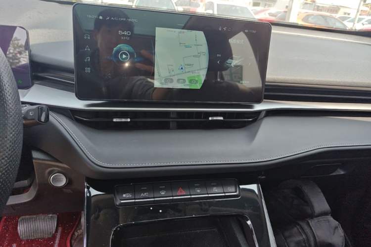 Used Haval H6 2021 3rd Generation 2.0T Automatic Two-Wheel Drive Max Audio And AC Panel