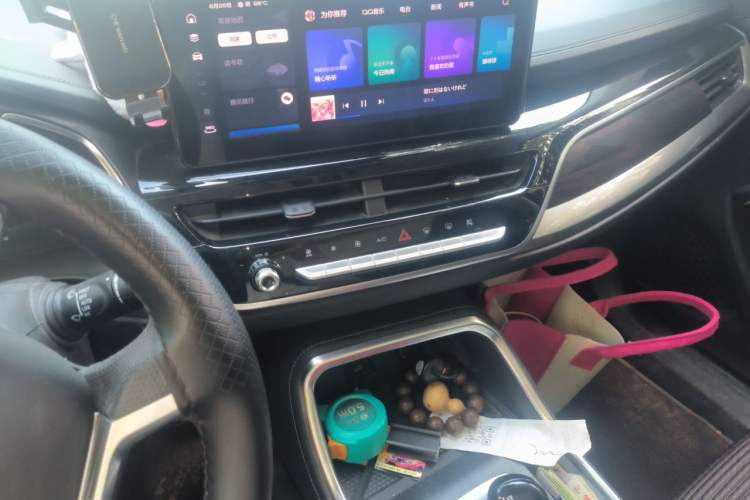 Used Haval H6 2021 China Trend Edition 1.5 GDIT Automatic Champion Version Audio And AC Panel