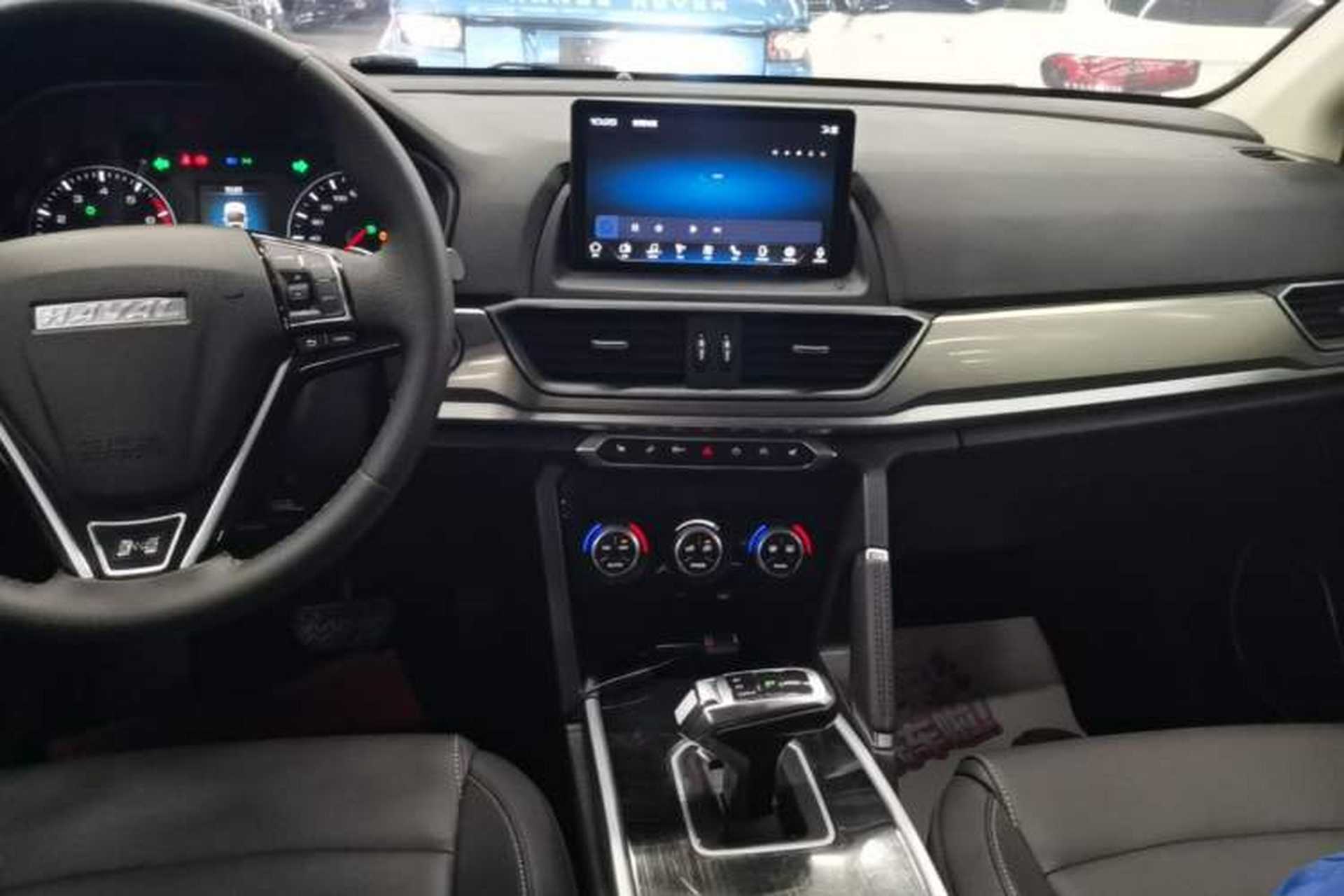 Used Haval H6 2021 Sport Edition 1.5T Automatic Elite Smart Connectivity Model U-Shape Grille Audio And AC Panel