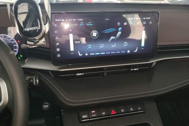 Used Haval H6 2021 3rd Generation 1.5T Automatic Two-Wheel Drive Supreme+ Audio And AC Panel