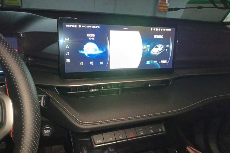 Used Haval H6 2021 3rd Generation 2.0T Automatic All-Wheel Drive Max Audio And AC Panel