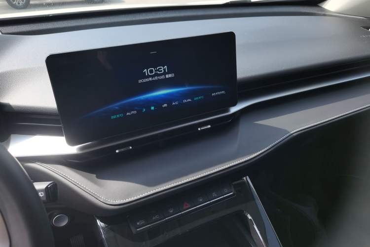 Used Haval H6 2021 3rd Generation 1.5T Automatic Two-Wheel Drive Max Audio And AC Panel