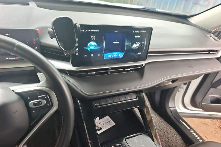 Used Haval H6 2021 3rd Generation 1.5T Automatic Two-Wheel Drive Max Audio And AC Panel