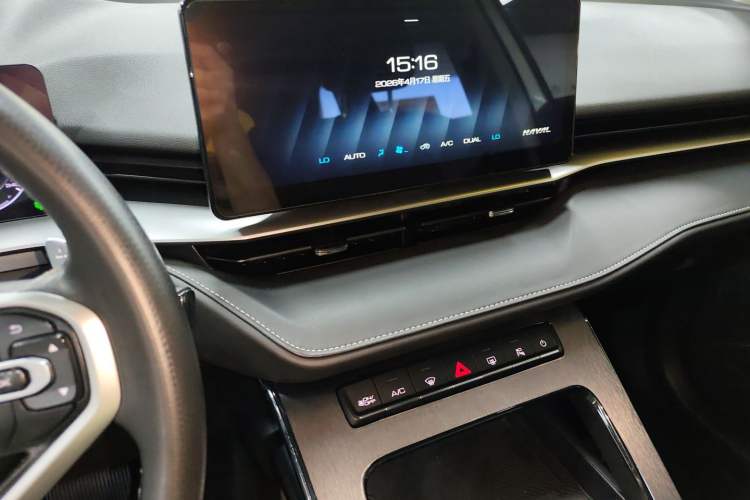 Used Haval H6 2021 3rd Generation 1.5T Automatic Two-Wheel Drive Max Audio And AC Panel