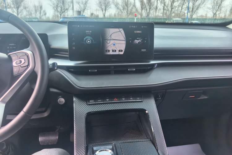 Used Haval H6 2021 1.5T Automatic Champion Edition Audio And AC Panel