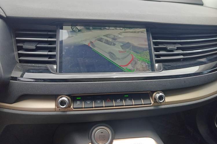 Used Haval H6 2021 1.5T Automatic Champion Edition Audio And AC Panel