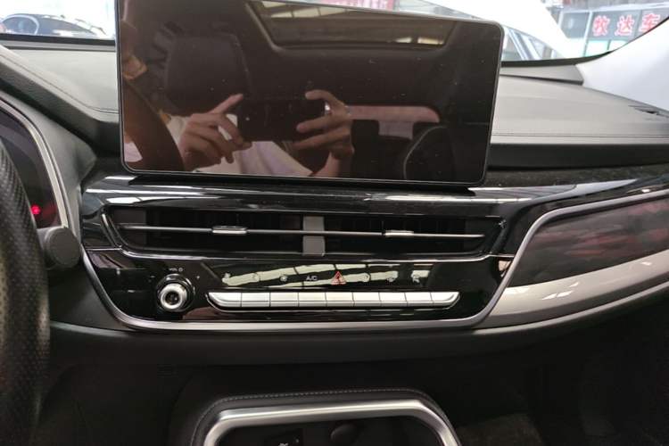 Used Haval H6 2021 National Trend Edition 1.5T Automatic Champion Version Audio And AC Panel