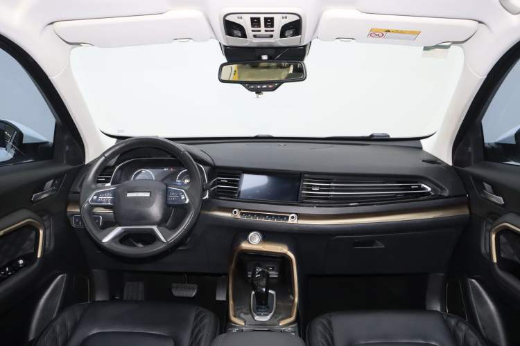 Used Haval H6 2021 1.5 GDIT Automatic Luxury Edition Audio And AC Panel