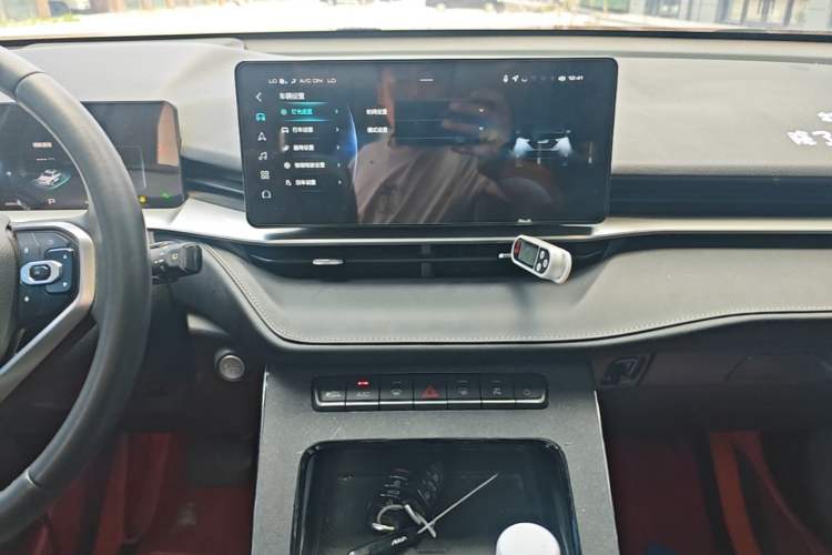 Used Haval H6 2021 3rd Generation 1.5T Automatic Two-Wheel-Drive Supreme Audio And AC Panel
