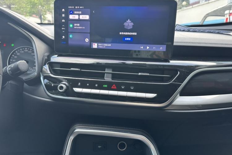 Used Haval H6 2021 National Trend Edition 1.5T Automatic Urban Version Audio And AC Panel
