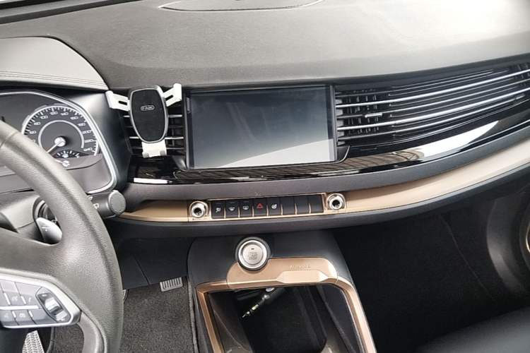Used Haval H6 2021 1.5T Automatic Urban Edition Audio And AC Panel