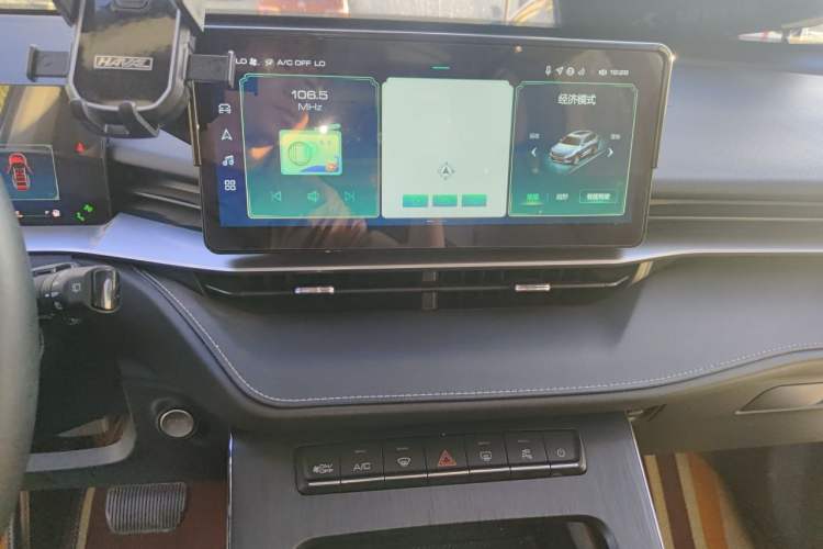 Used Haval H6 2021 3rd Generation 2.0T Automatic All-Wheel Drive Supreme+ Audio And AC Panel