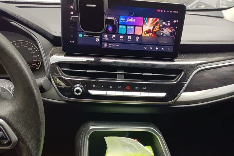 Used Haval H6 2021 National Trend Edition 1.5T Automatic Urban Version Audio And AC Panel