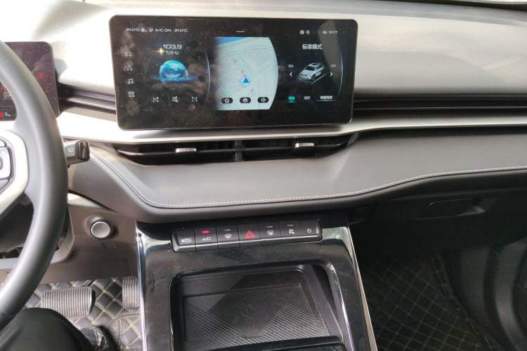 Used Haval H6 2021 3rd Generation 2.0T Automatic All-Wheel Drive Max Audio And AC Panel