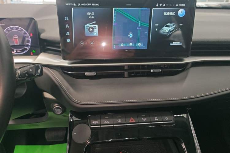 Used Haval H6 2021 3rd Generation 1.5T Automatic Two-Wheel Drive Max Audio And AC Panel