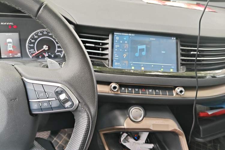 Used Haval H6 2021 1.5T Automatic Champion Edition Audio And AC Panel