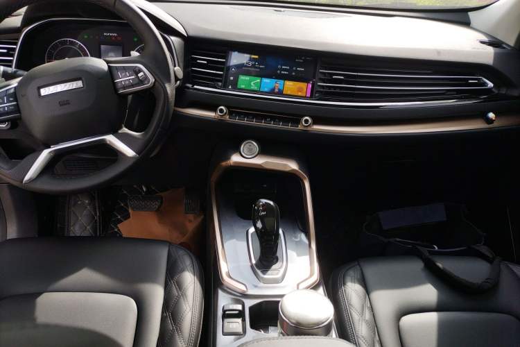 Used Haval H6 2021 1.5T Automatic Champion Edition Audio And AC Panel