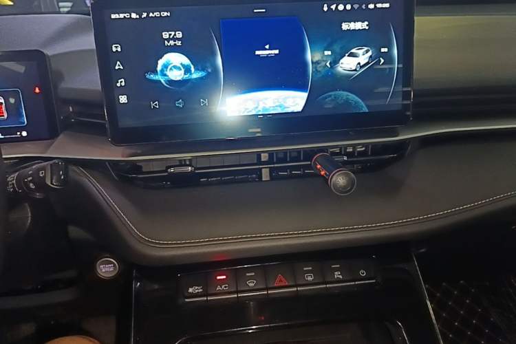 Used Haval H6 2021 3rd Generation 1.5T Automatic Two-Wheel Drive Pro Audio And AC Panel
