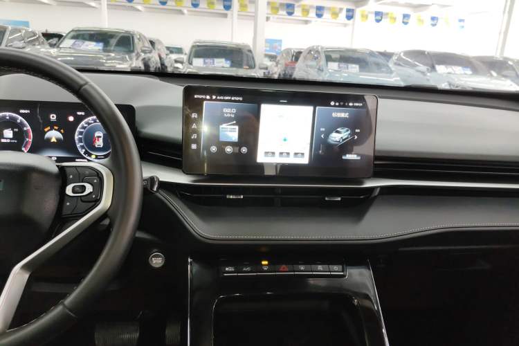 Used Haval H6 2021 3rd Generation 1.5T Automatic Two-Wheel Drive Max Audio And AC Panel