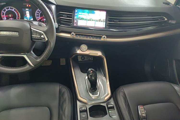 Used Haval H6 2021 1.5T Automatic Champion Edition Audio And AC Panel